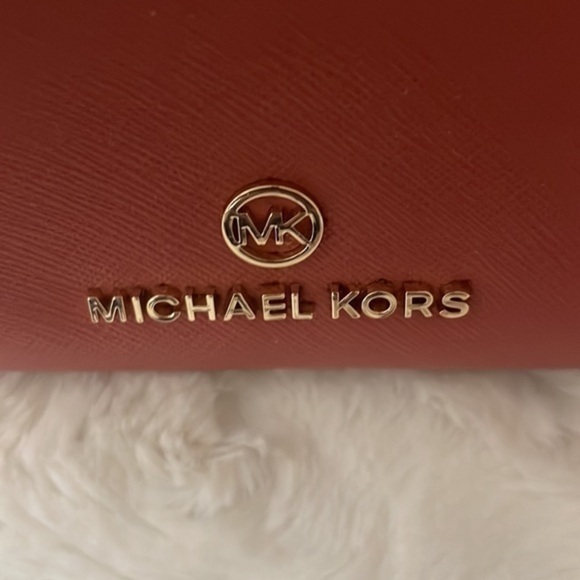 Michael Michael Kors womens crossbody leather cinnamon drawstring bucket bag NWT - Picture 9 of 17